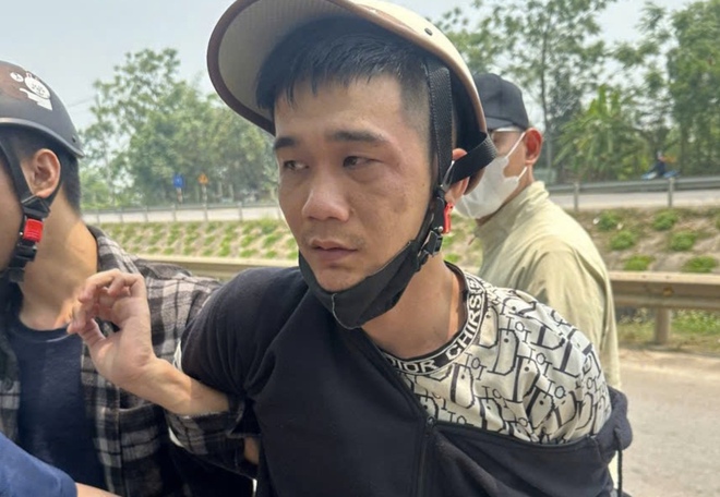 Bắt 2 đối tượng cướp dây chuyền của bé trai giữa khu dân cư- Ảnh 1.