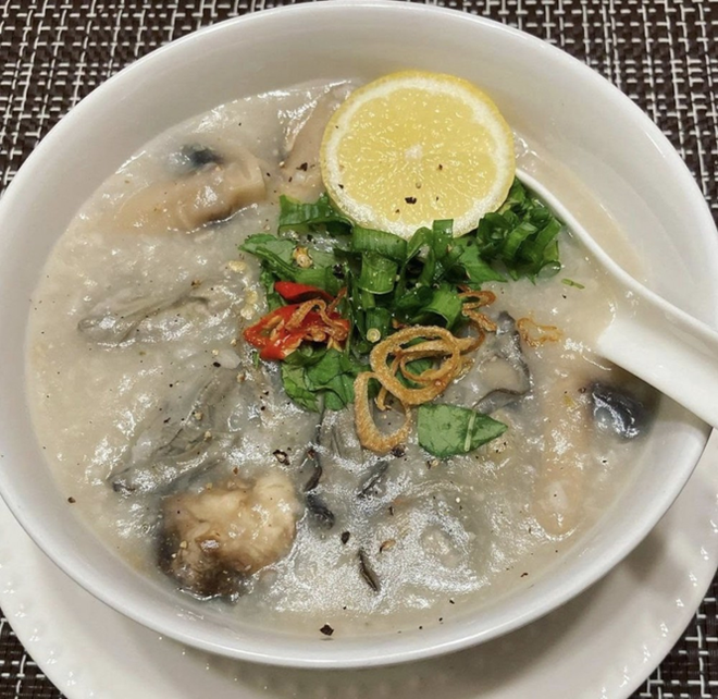 Nghề 'săn' đặc sản dưới đáy sông Nhật Lệ- Ảnh 2. Nghề 'săn' đặc sản dưới đáy sông Nhật Lệ- Ảnh 2.