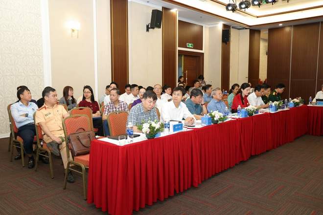 Thứ trưởng Bộ Y tế: Không thể để cấp cứu ngoại viện tiếp tục mỏng, chậm, thiếu đồng bộ trong toàn bộ chuỗi cấp cứu- Ảnh 5.