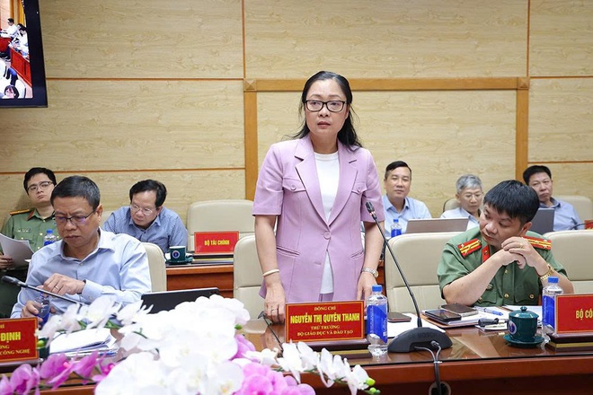 Ngành y tế tập trung thực hiện hiệu quả Nghị quyết 72, tạo đột phá nâng cao chất lượng chăm sóc sức khoẻ nhân dân- Ảnh 11.