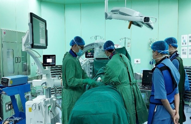 Bệnh viện ĐK TP Vinh triển khai Đơn vị chống đau - Khám, điều trị chuyên sâu các bệnh lý đau mạn tính, đau do bệnh lý thần kinh, cột sống, cơ xương khớp- Ảnh 2.