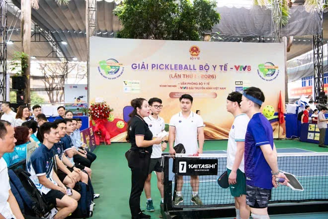 Gần 1.000 vận động viên tham gia Giải Pickleball Bộ Y tế - VTV 8 lần thứ I- Ảnh 4. Gần 1.000 vận động viên tham gia Giải Pickleball Bộ Y tế - VTV 8 lần thứ I- Ảnh 4.