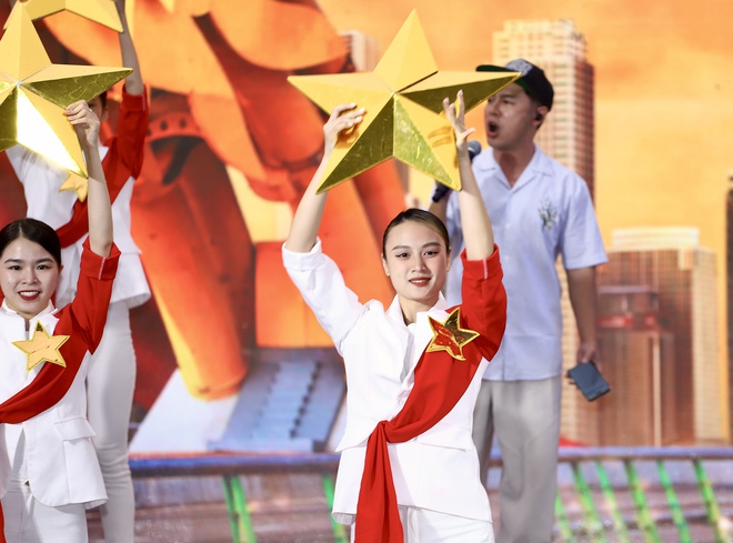 Hoàn tất tổng duyệt, sẵn sàng cho Lễ mít tinh Ngày Sức khỏe toàn dân- Ảnh 9. Hoàn tất tổng duyệt, sẵn sàng cho Lễ mít tinh Ngày Sức khỏe toàn dân- Ảnh 9.