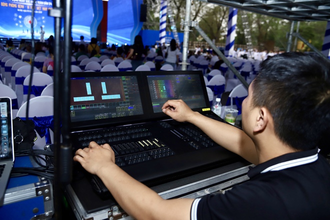 Hoàn tất tổng duyệt, sẵn sàng cho Lễ mít tinh Ngày Sức khỏe toàn dân- Ảnh 13. Hoàn tất tổng duyệt, sẵn sàng cho Lễ mít tinh Ngày Sức khỏe toàn dân- Ảnh 13.