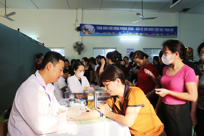 Ngày Sức khỏe toàn dân 7/4: Hà Tĩnh khám sức khỏe miễn phí gần 200 lao động - Ảnh 3.