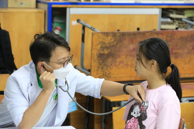 Ngày Sức khỏe toàn dân 7/4: Người dân TPHCM hào hứng khám sức khỏe miễn phí- Ảnh 9.