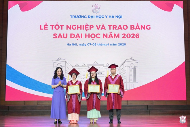 Trường Đại học Y Hà Nội ‘tiếp lửa’ cho hơn 1.200 chuyên gia y tế chất lượng cao- Ảnh 3.