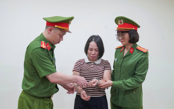 Phú Thọ: 4 cán bộ bị bắt tạm giam vì nâng khống tiền ăn của người tâm thần, học sinh dân tộc- Ảnh 4.