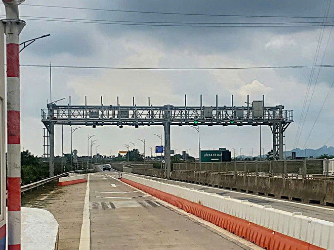Sau 2 tháng thu phí không barie trên 5 tuyến cao tốc:  Hiệu quả đến đâu?- Ảnh 3.