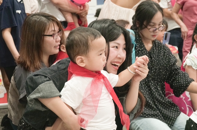 Sân chơi vận động mới cho trẻ nhỏ- Ảnh 6. Sân chơi vận động mới cho trẻ nhỏ- Ảnh 6.