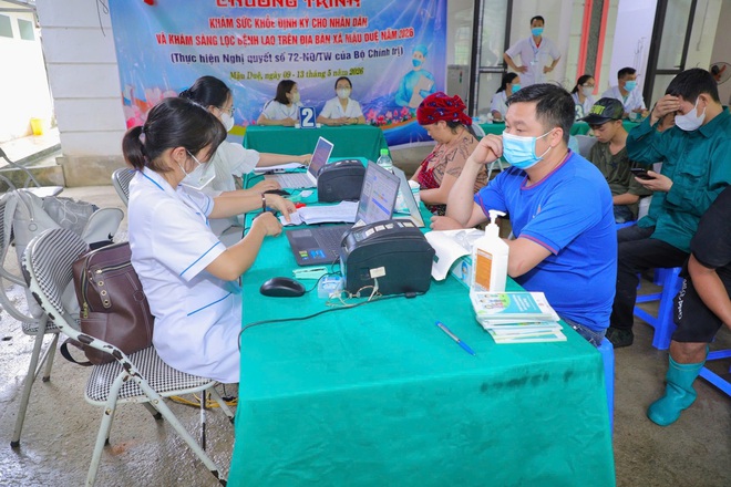 Gần 2.000 người dân vùng cao được khám sức khỏe, sàng lọc lao miễn phí- Ảnh 3. Gần 2.000 người dân vùng cao được khám sức khỏe, sàng lọc lao miễn phí- Ảnh 3.
