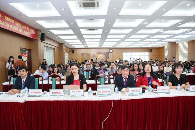 Già hóa dân số gia tăng, bệnh cơ xương khớp tạo áp lực lớn lên hệ thống y tế- Ảnh 2.