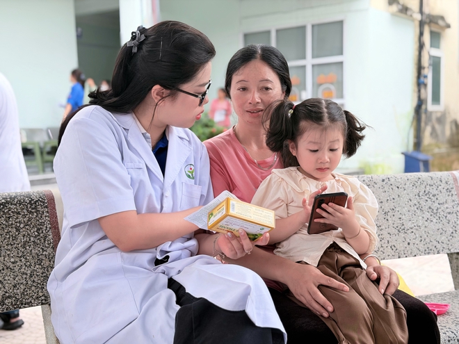 Khám bệnh miễn phí cho 600 người dân vùng cao Lai Châu, kịp thời phát hiện nhiều bệnh lý nguy hiểm- Ảnh 3.