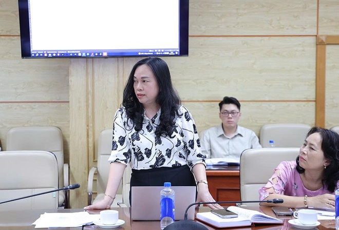 Bộ trưởng Đào Hồng Lan: Triển khai hiệu quả, đồng bộ khám sức khỏe định kỳ, bảo đảm quyền lợi cho người dân- Ảnh 4. Bộ trưởng Đào Hồng Lan: Triển khai hiệu quả, đồng bộ khám sức khỏe định kỳ, bảo đảm quyền lợi cho người dân- Ảnh 4.