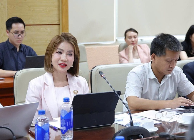 Thứ trưởng Nguyễn Tri Thức tiếp, làm việc với Chủ tịch Tập đoàn SunWah cùng các doanh nghiệp Trung Quốc- Ảnh 5. Thứ trưởng Nguyễn Tri Thức tiếp, làm việc với Chủ tịch Tập đoàn SunWah cùng các doanh nghiệp Trung Quốc- Ảnh 5.