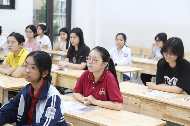 Gần 125.000 thí sinh Hà Nội hoàn tất thủ tục trước ngày thi lớp 10- Ảnh 5.