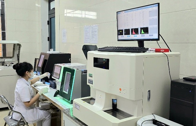 Bệnh viện Phổi Nghệ An làm chủ kỹ thuật xét nghiệm hiện đại, rút ngắn thời gian chẩn đoán và điều trị- Ảnh 4.