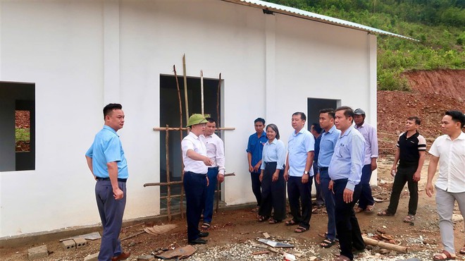Nghệ An: Gần 100 hộ dân vùng sạt lở ở tâm lũ sắp có nhà mới trước mùa mưa bão- Ảnh 2.