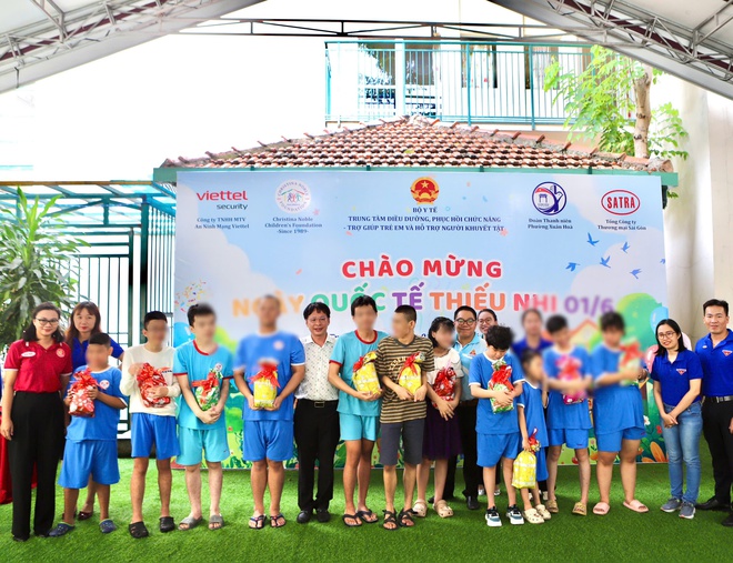 Trao yêu thương, tiếp nghị lực cho trẻ em khuyết tật nhân ngày Quốc tế Thiếu nhi 1/6- Ảnh 7.