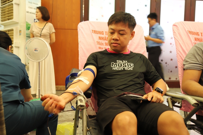 Giọt hồng của lòng nhân ái trao cơ hội sống cho nhiều người bệnh- Ảnh 7. Giọt hồng của lòng nhân ái trao cơ hội sống cho nhiều người bệnh- Ảnh 7.