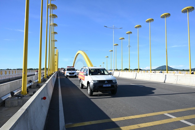 Sốt xuất huyết vẫn tiềm ẩn nhiều nguy cơ, hành động từ mỗi gia đình để bảo vệ cộng đồng- Ảnh 3. Sốt xuất huyết vẫn tiềm ẩn nhiều nguy cơ, hành động từ mỗi gia đình để bảo vệ cộng đồng- Ảnh 3.