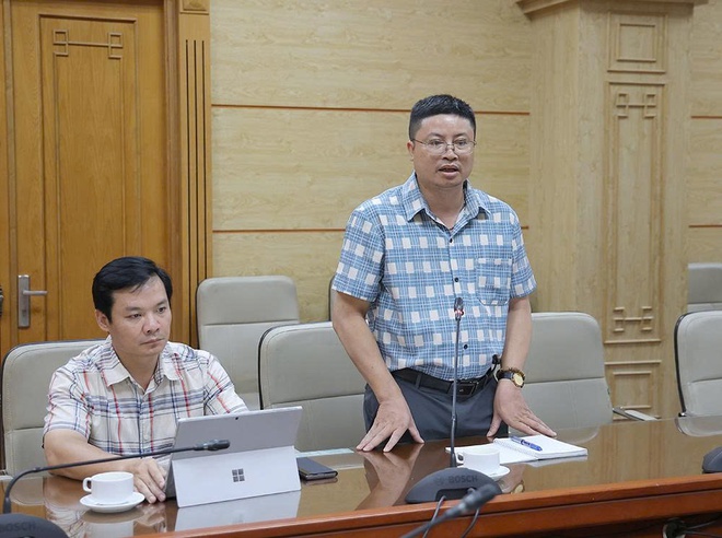 Thứ trưởng Nguyễn Tri Thức yêu cầu đẩy nhanh tiến độ triển khai bệnh án điện tử và cơ sở dữ liệu y tế
- Ảnh 3. Thứ trưởng Nguyễn Tri Thức yêu cầu đẩy nhanh tiến độ triển khai bệnh án điện tử và cơ sở dữ liệu y tế
- Ảnh 3.