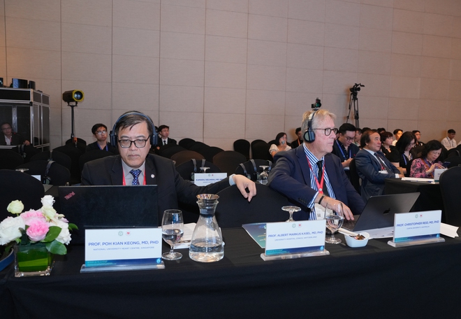 Tiên phong công nghệ, đột phá lâm sàng, kiến tạo kỷ nguyên mới cho tim mạch Việt Nam- Ảnh 8. Tiên phong công nghệ, đột phá lâm sàng, kiến tạo kỷ nguyên mới cho tim mạch Việt Nam- Ảnh 8.