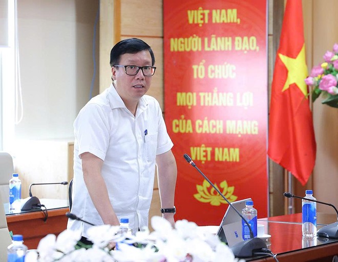 Thứ trưởng Lê Đức Luận: Khẩn trương hoàn thiện Thông tư đấu thầu thuốc, bảo đảm ban hành trước 30/7- Ảnh 2.