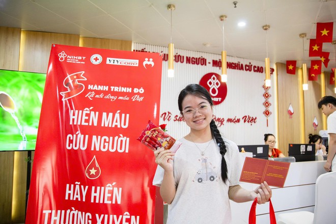 'Giọt hồng tri ân' lan tỏa nghĩa cử hiến máu của thế hệ trẻ trong tháng Bảy nghĩa tình- Ảnh 6.
