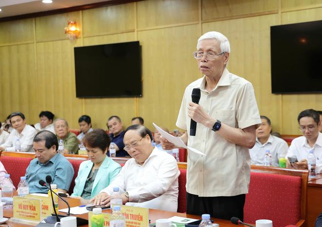 Hoàn thiện chính sách, phát triển công nghiệp dược liệu hiện đại để đưa YHCT thành một trong những trụ cột của hệ thống y tế- Ảnh 4.