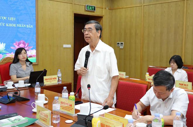 Hoàn thiện chính sách, phát triển công nghiệp dược liệu hiện đại để đưa YHCT thành một trong những trụ cột của hệ thống y tế- Ảnh 5.