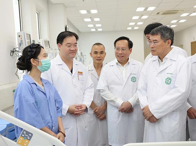 Thủ tướng Lê Minh Hưng thăm Bệnh viện Bạch Mai cơ sở Ninh Bình
- Ảnh 3.