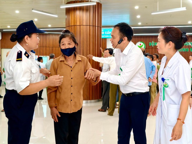 Ca cấp cứu và ca phẫu thuật đầu tiên tại Bệnh viện Hữu nghị Việt Đức cơ sở Ninh Bình - Ảnh 4.