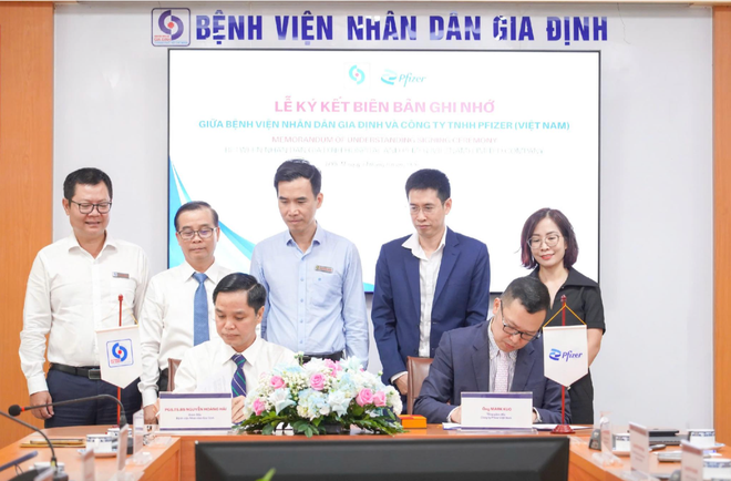 Tăng năng lực y tế, đẩy mạnh dự phòng trước gánh nặng bệnh tật kép- Ảnh 2.