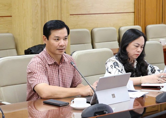 Hiện đại hóa hệ thống phân phối dược, bảo đảm người dân tiếp cận thuốc kịp thời- Ảnh 3.