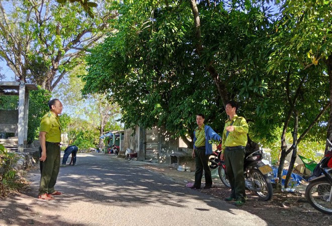 Căng mình giữ rừng sau hơn 10 điểm cháy trong một ngày ở Huế- Ảnh 2.