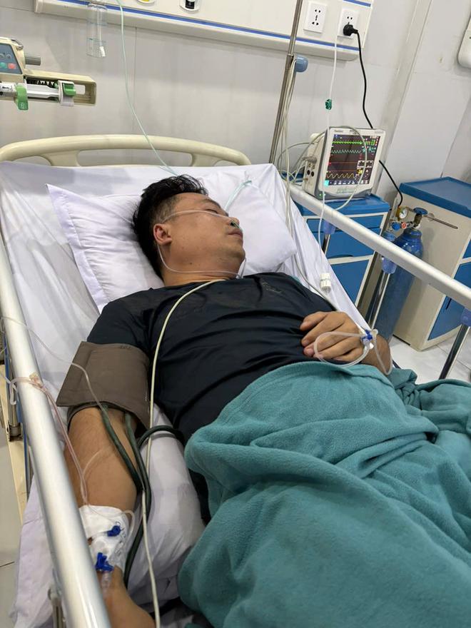 Bác sĩ Bạch Mai cứu sống thầy giáo hôn mê sâu sau hành trình hơn 1.000km từ Lào về nước- Ảnh 2.