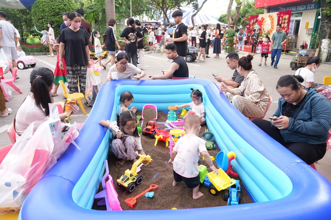 'Trung thu yêu thương' 2026: Để không bệnh nhi nào bị bỏ lại phía sau
- Ảnh 7.
