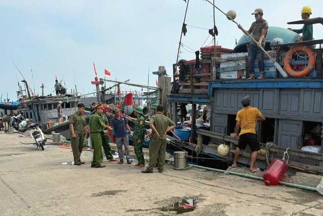 Tàu thuyền tránh trú mùa mưa bão, những nguy cơ nào cần kiểm soát?- Ảnh 2.