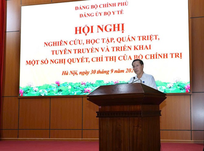 Bộ Y tế tổ chức Hội nghị nghiên cứu, học tập, quán triệt và triển khai thực hiện một số Nghị quyết, Chỉ thị của Bộ Chính trị - Ảnh 6.