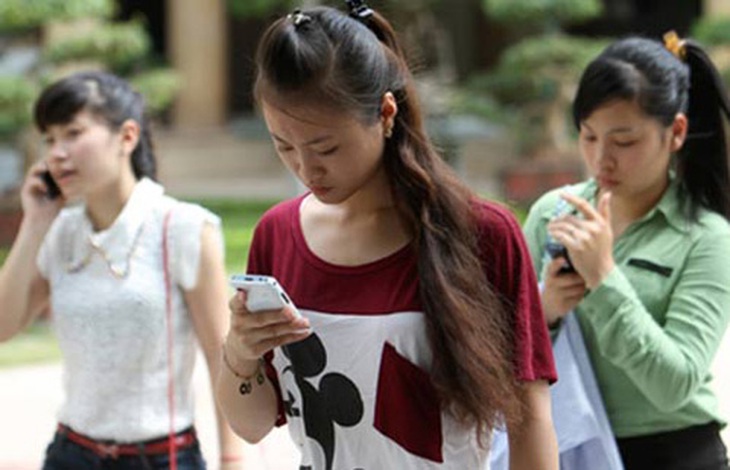 3G, giá thành, giá bán, giá cước, tăng giá, nhà mạng, cạnh tranh, bắt tay nhau