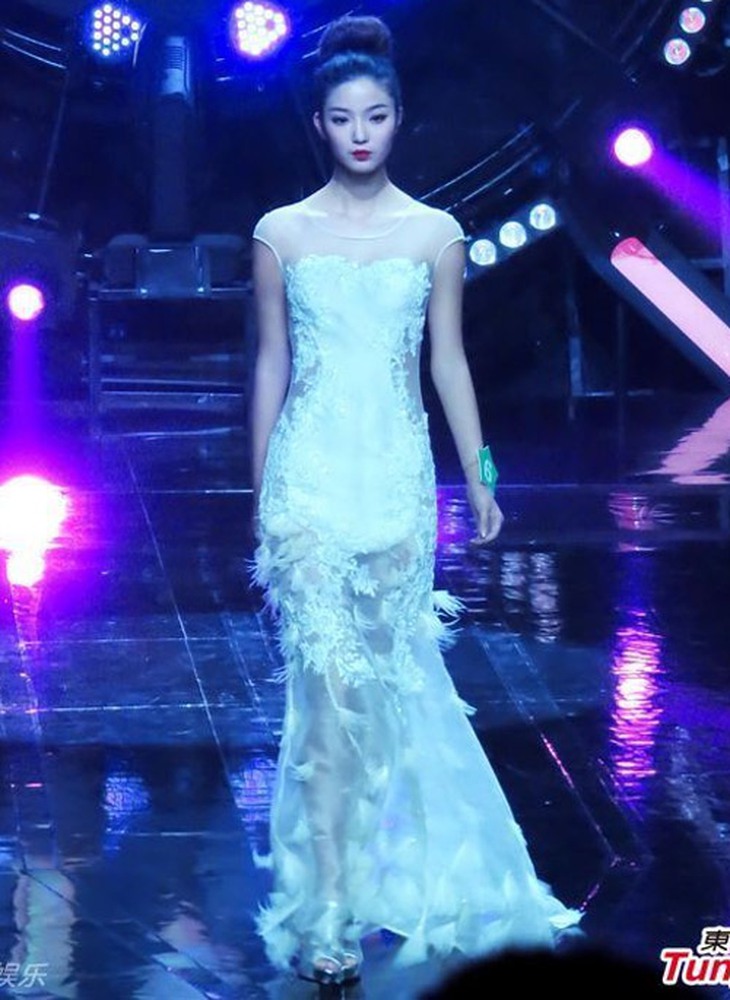 Chân dài 16 tuổi gây sốt vì quá xinh đẹp | China Model Star 2013,Người mẫu 16 tuổi,Âu Dương Tĩnh