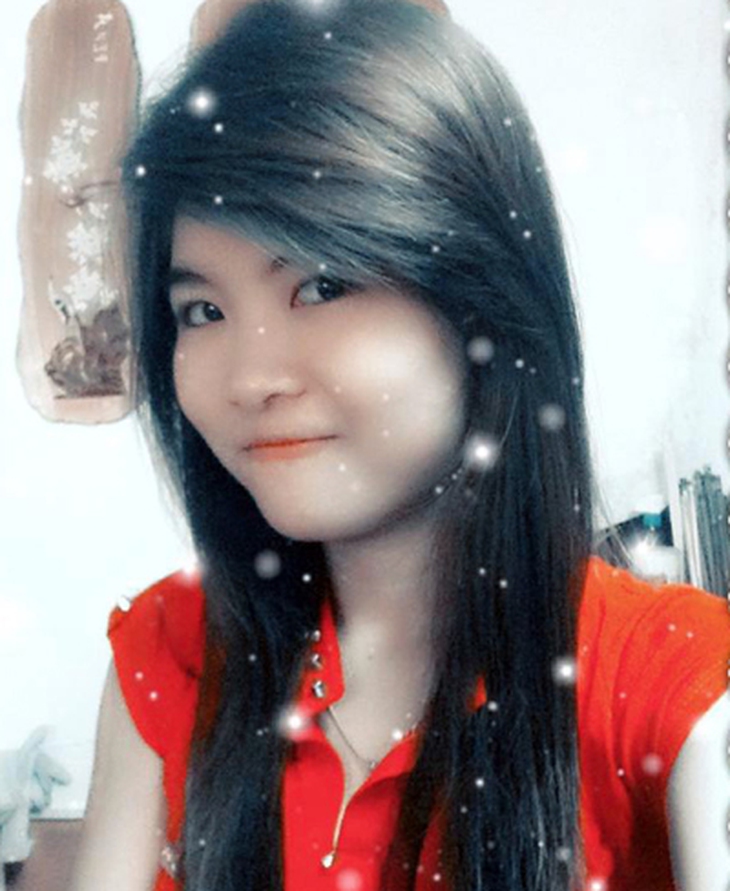 Cô gái giỏi võ đánh gục tên cướp.