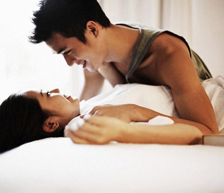 Ngực nhỏ, chồng vẫn yêu mê mệt - 1