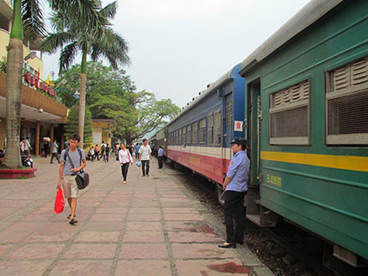 đường sắt, vé phụ, thu chi