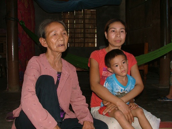 Vỡ oà ngày trở về của người phụ nữ bị bạn thân bán sang Trung Quốc