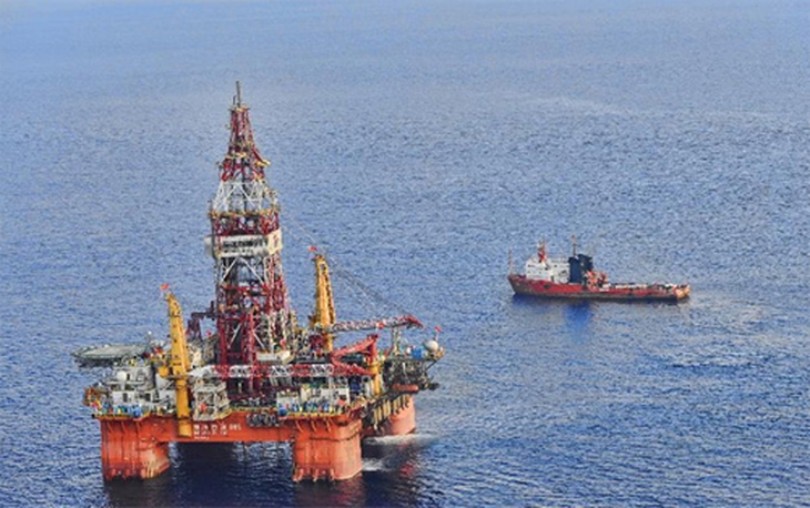 Dàn khoan HD-981 của Trung Quốc trên Biển Đông, tháng 5.2012 - Ảnh: Xinhua