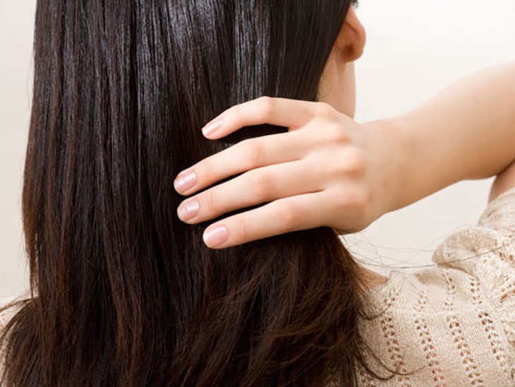 healthy-hair-nails-qDqKFk-de-6803-141817