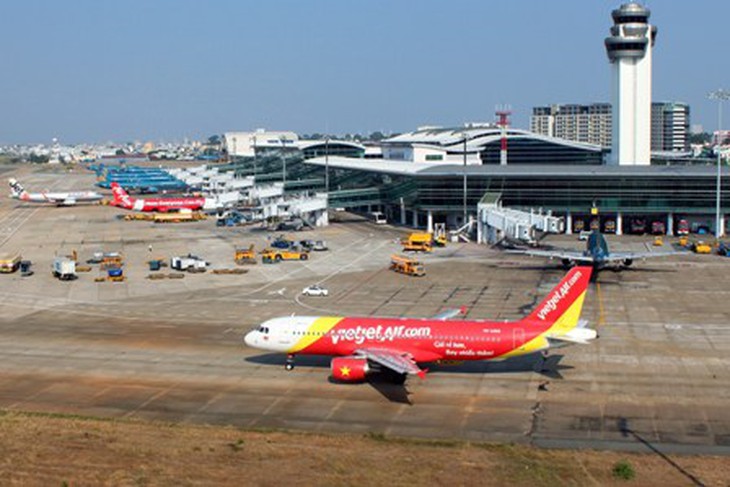 Chuyến bay của VietJetAir bị dọa bom tại Nội Bài sáng 12-6 - Ảnh: Dân trí