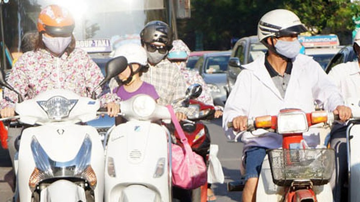 Nắng nóng khu vực Bắc Bộ lên tới 38-39 độ C.